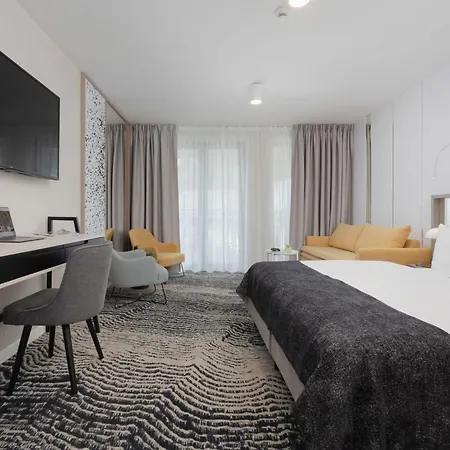 Gryf Osrodek 3* Pobierowo